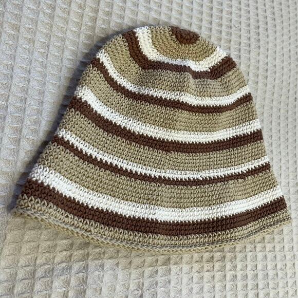 La Luna Loca Cream Striped 100% Cotton Y2K Knit Style Bucket Hat - Picture 2 of 8